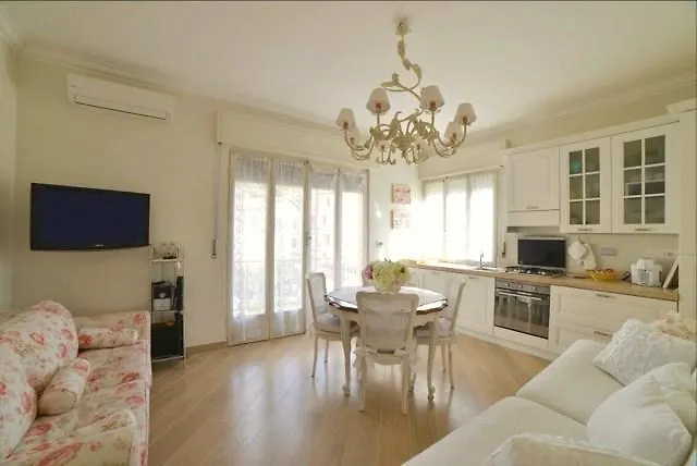 شقة Casa Grandis Dimora Di Charme Nel Cuore Di بورديغيرا